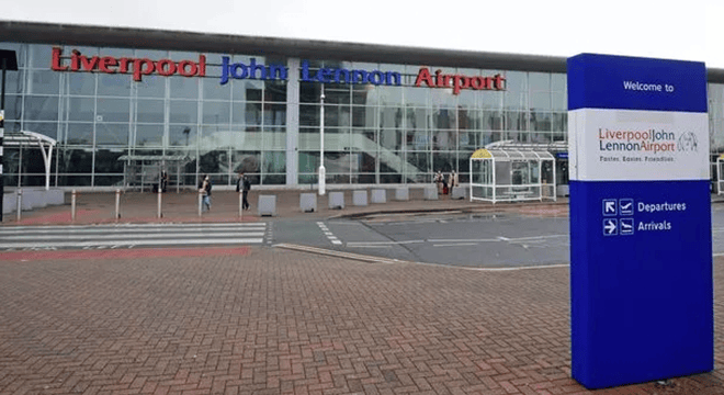 利物浦-英国利物浦机场因停电导致多个航班延误